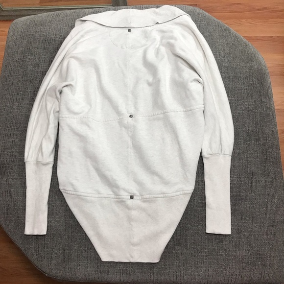 Aritzia Wilfred Diderot Open Front Circle Cocoon Cardigan Studded Ribbed Gray - Picture 3 of 10